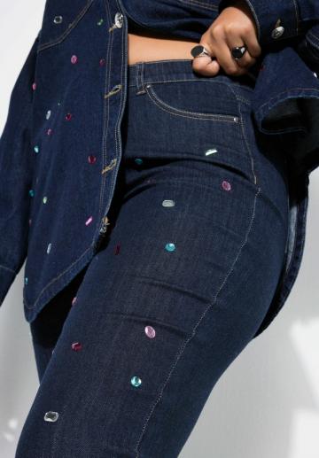 Узкие джинсы