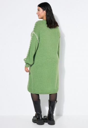 Вязаное платье