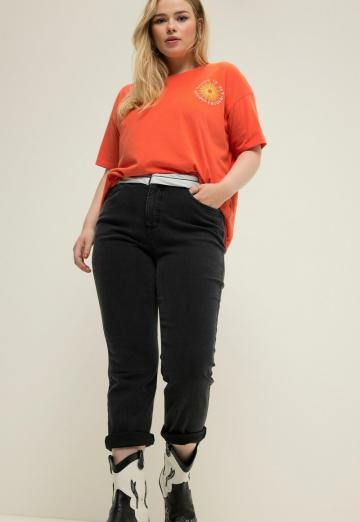 Короткие джинсы