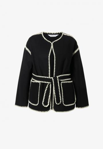 Жаккардовая вязаная кофта