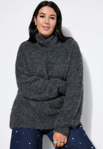 Длинный пуловер