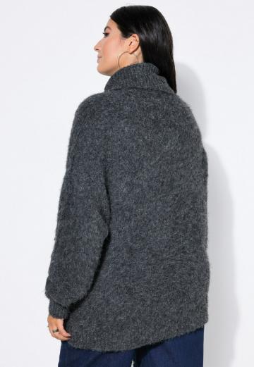 Длинный пуловер