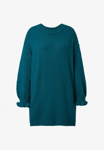 Вязаное платье