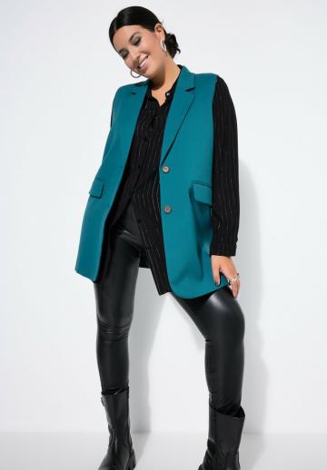 Длинный жилет