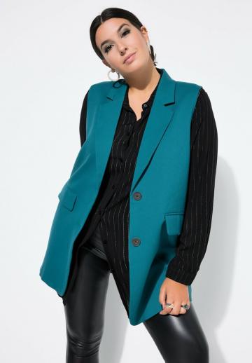 Длинный жилет