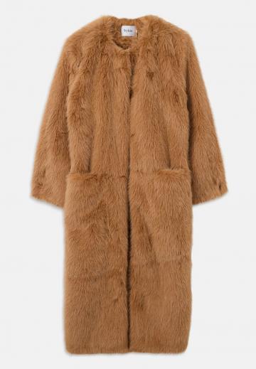 Шерстяное пальто