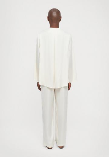 Атласная блузка