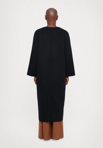 Шерстяное пальто