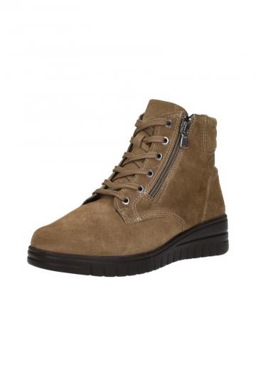 Сапожки на танкетке