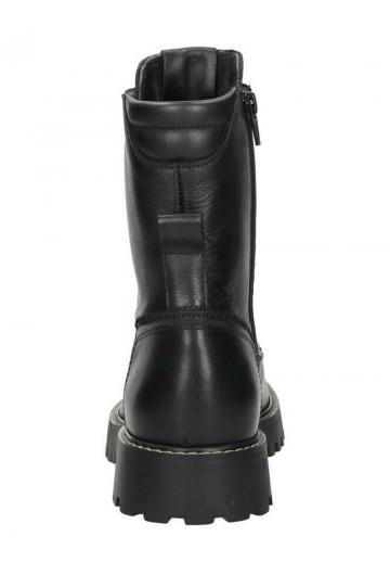 Ботинки на шнуровке