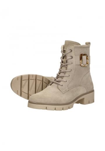 Ботинки на шнуровке