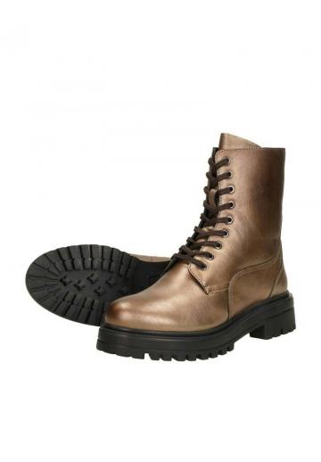 Ботинки на шнуровке