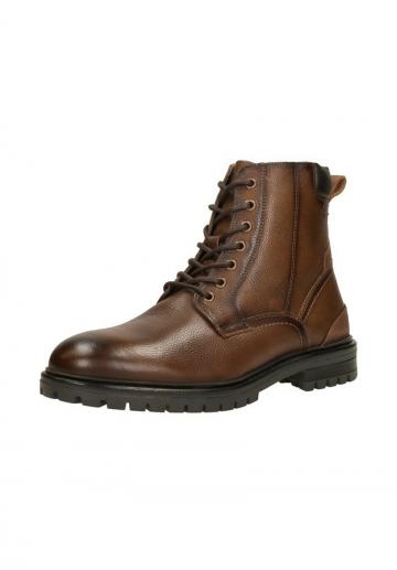 Ботинки на шнуровке