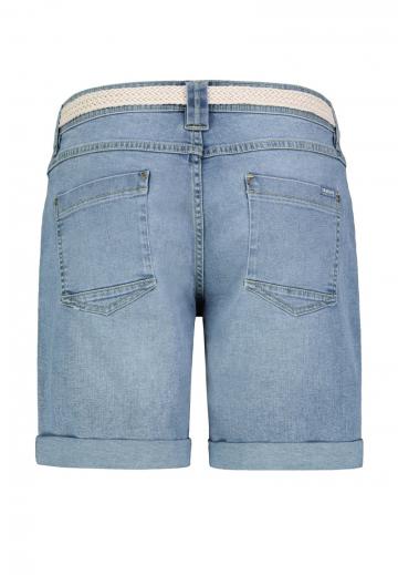 Джинсовые шорты