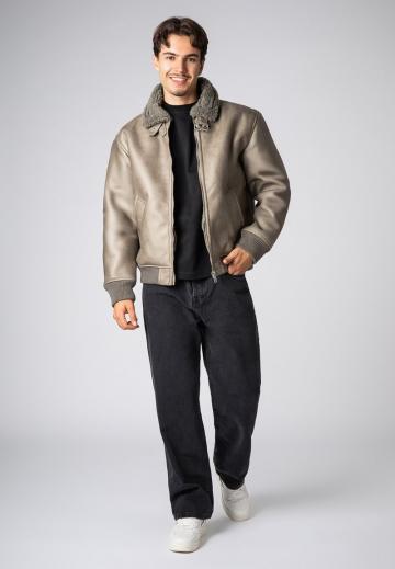 Кожаная куртка