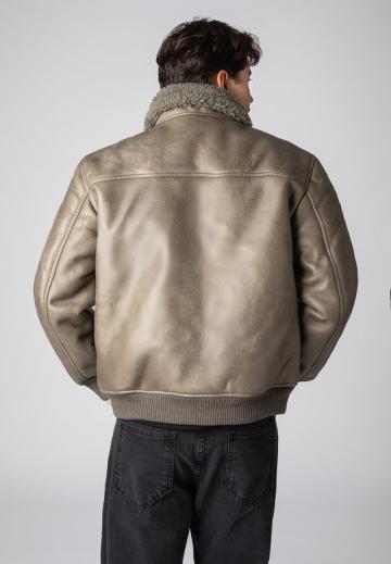 Кожаная куртка