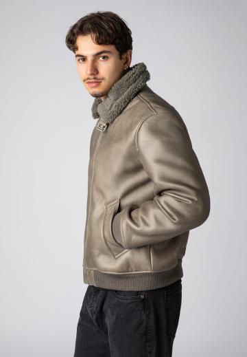 Кожаная куртка