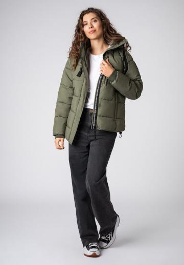 Зимняя куртка