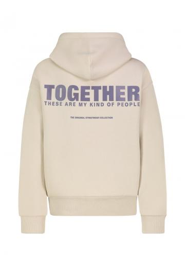 Пуловер с капюшоном