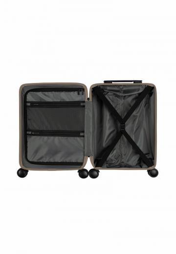 Чемодан на колесах