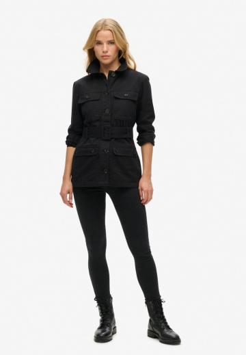 Блейзер с накладными карманами