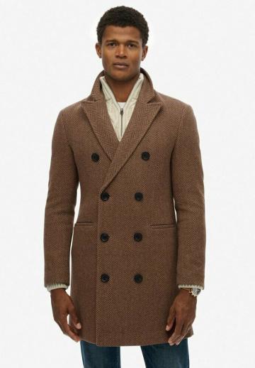 Короткое пальто