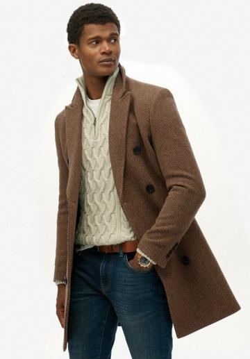 Короткое пальто