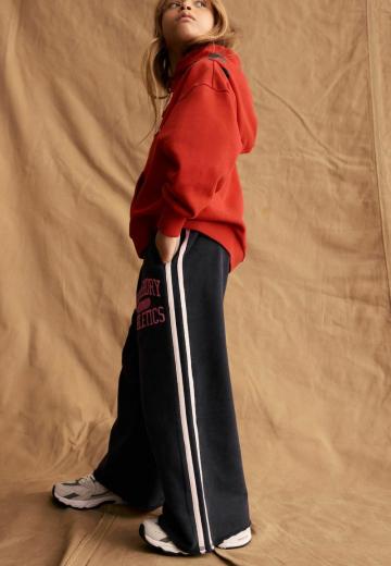 Спортивные штаны