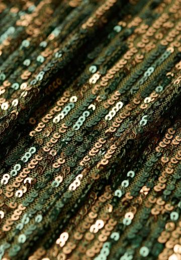 Блузка без рукавов