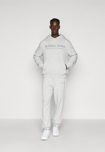 Спортивная кофта