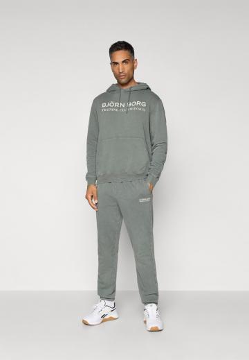 Спортивная кофта