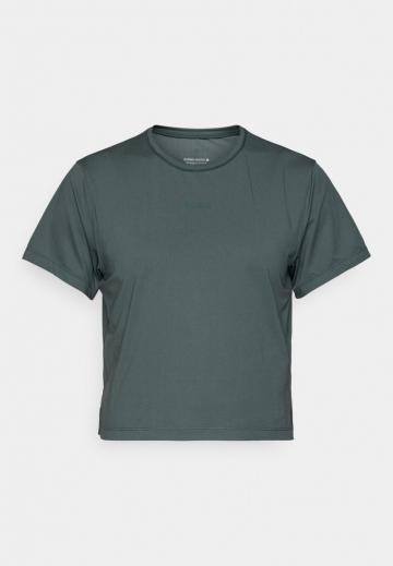 Спортивная майка