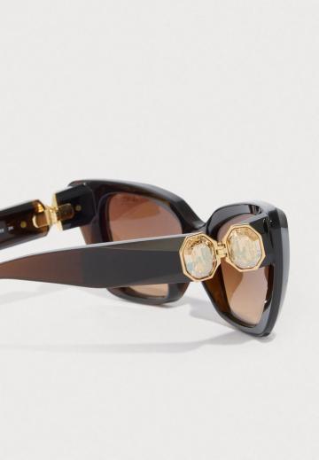 Солнечные очки