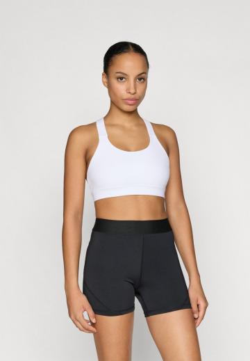 Спортивный бюстгальтер