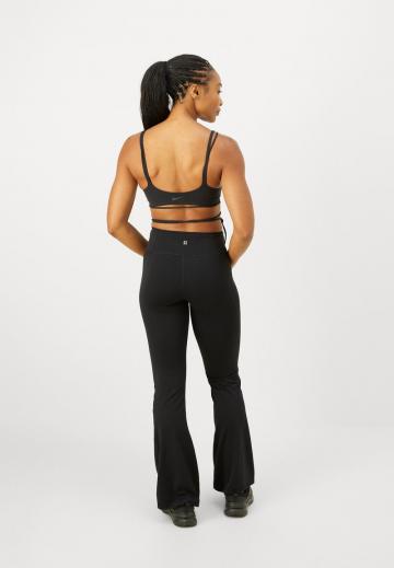 Спортивные штаны