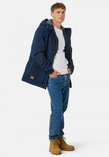 Зимняя куртка