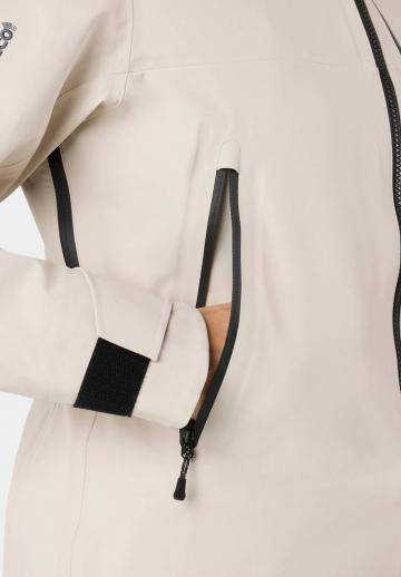 Спортивная куртка