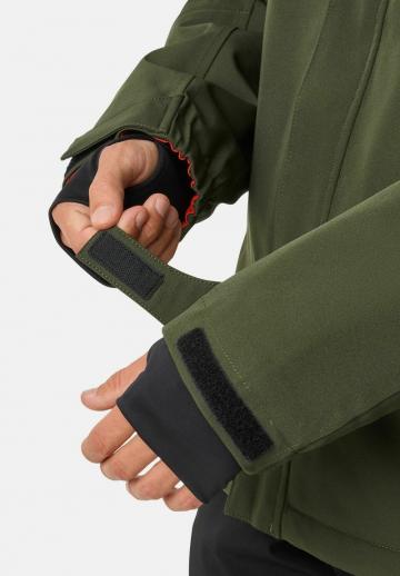 Сноубордическая куртка