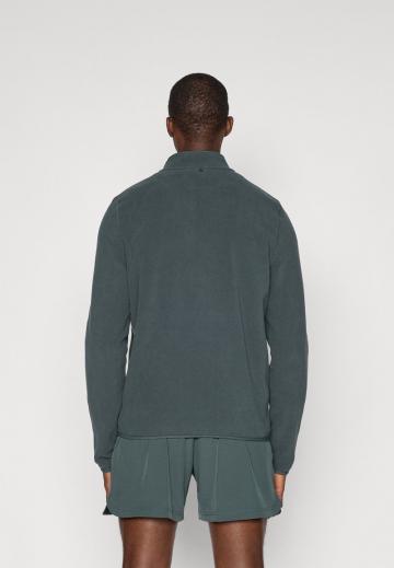 Флисовая куртка