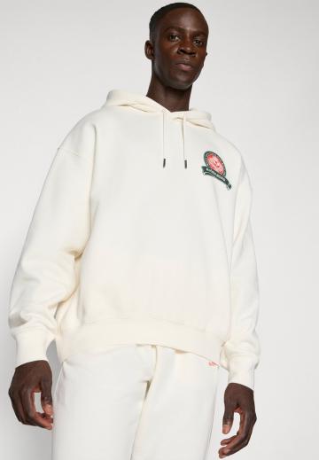 Спортивная кофта