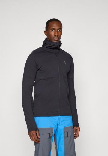 Спортивная кофта