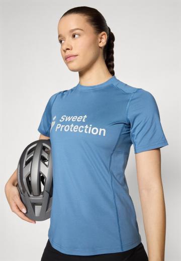 Спортивная майка