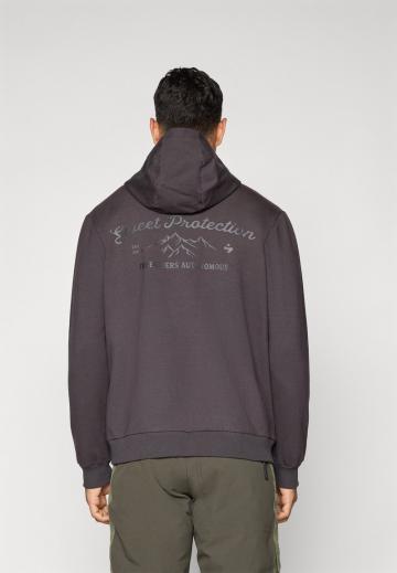 Спортивная кофта