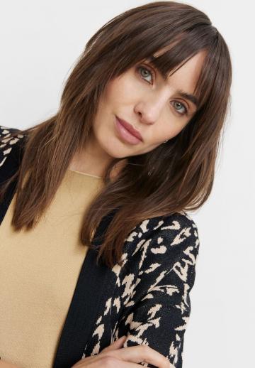 Жаккардовая вязаная кофта