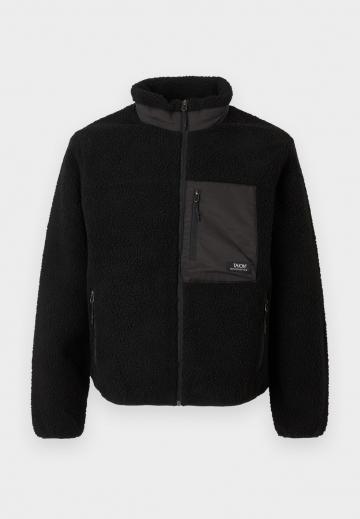 Флисовая куртка