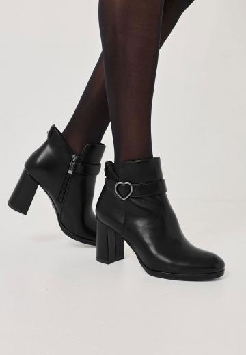 Полусапожки на платформе