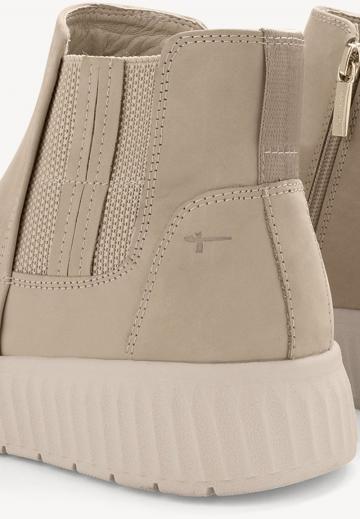 Полусапожки на платформе