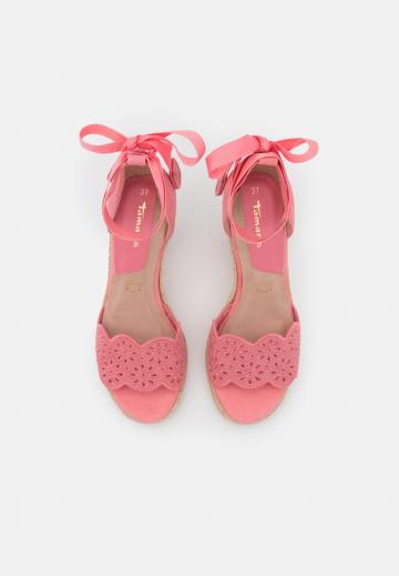 Гандбольные кроссовки