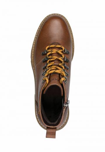 Ботинки на шнуровке