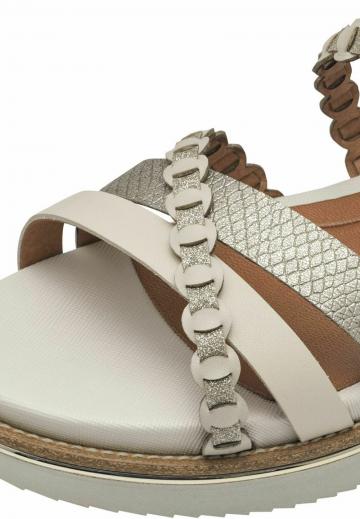 Босоножки на танкетке